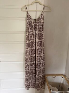 Abercrombie & Fitch Bra Free Clasp Back Cream Maxi Dress with Brown Tile Print